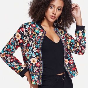 🌺🌹🌸☘️🌼Floral jacket